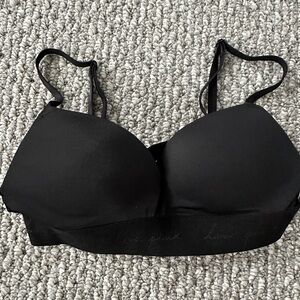 PINK Victoria Secret Wear Everywhere Wireless Push Up Bra